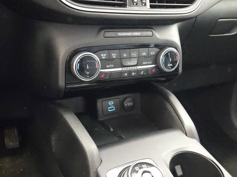 Used 2022 Ford Escape SEL w/ Technology Package FWD image 23