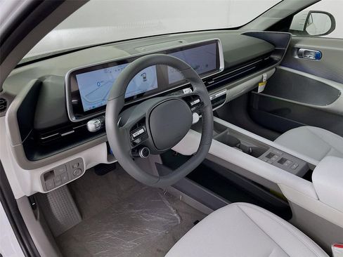 New 2025 Hyundai Ioniq 6 SEL RWD image 7