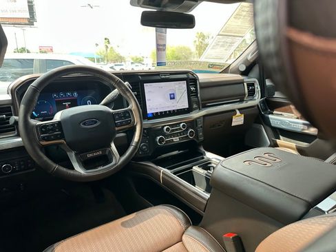 Used 2025 Ford F250 King Ranch image 18