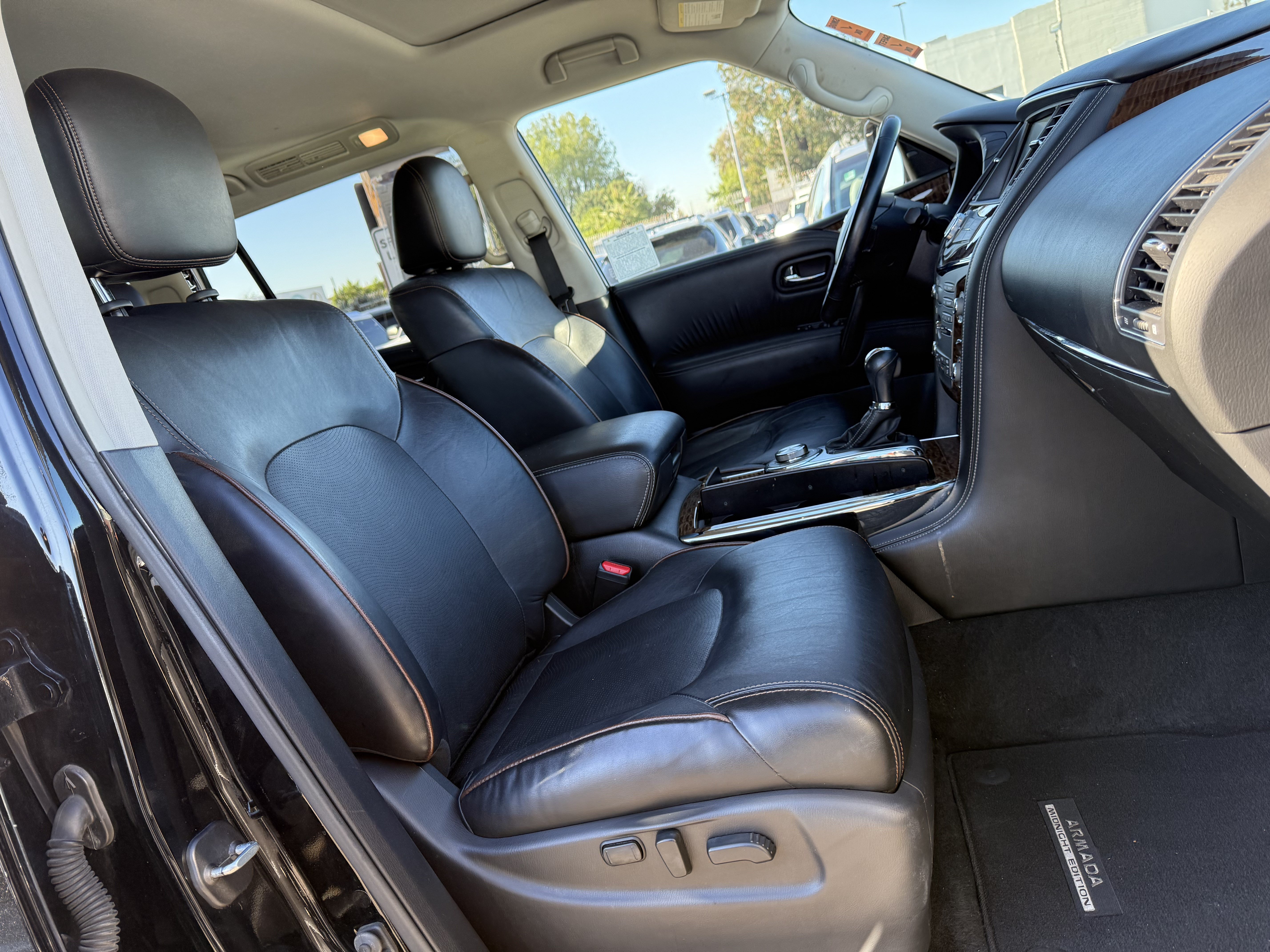 Used 2020 Nissan Armada SL w/ Premium Package AWD/4WD image 22
