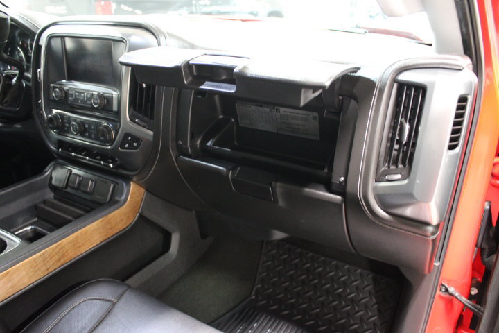 Used 2016 Chevrolet Silverado 1500 LTZ w/ Sport Package AWD/4WD image 27
