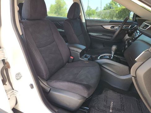 Certified 2016 Nissan Rogue S FWD image 16