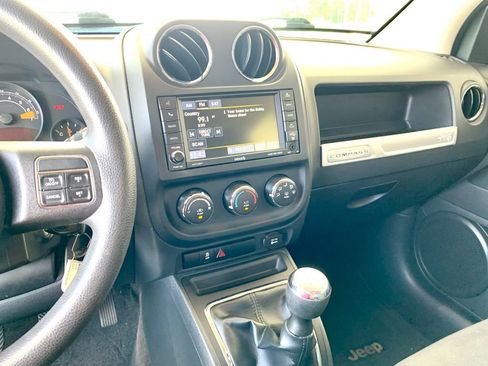 Used 2016 Jeep Compass Sport w/ Power Value Group FWD image 18