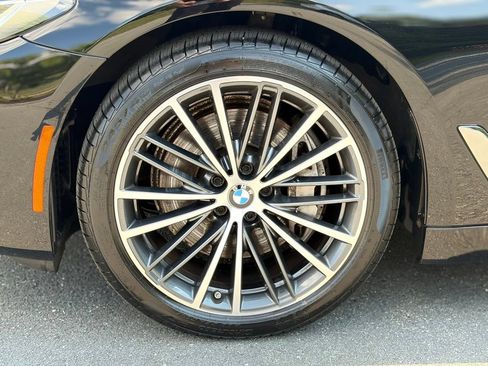 Used 2023 BMW 540i xDrive w/ Executive Package AWD/4WD image 2