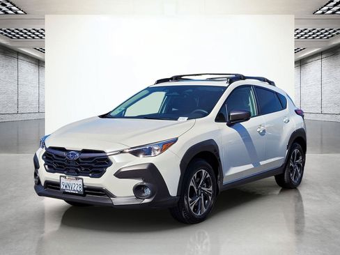 Certified 2025 Subaru Crosstrek 2.5i Premium AWD/4WD image 11