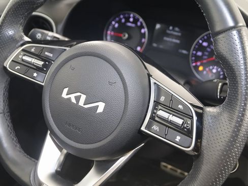 Used 2022 Kia Forte GT-Line w/ GT-Line Technology Package image 42