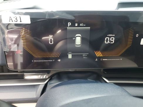 New 2026 Kia Carnival EX image 24