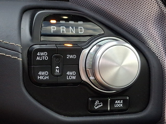 Used 2021 RAM 1500 Limited AWD/4WD image 17