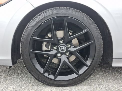 Used 2023 Honda Civic Sport image 9