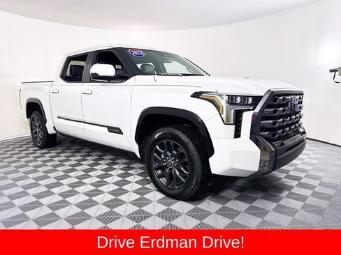 Used 2023 Toyota Tundra Platinum AWD/4WD image 1