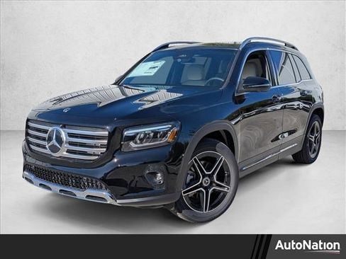 New 2026 Mercedes-Benz GLB 250 image 1