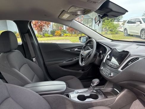 Used 2023 Chevrolet Malibu LT w/ Driver Confidence Package FWD image 11