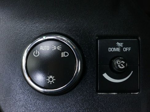 Used 2018 Chevrolet Express 3500 image 15