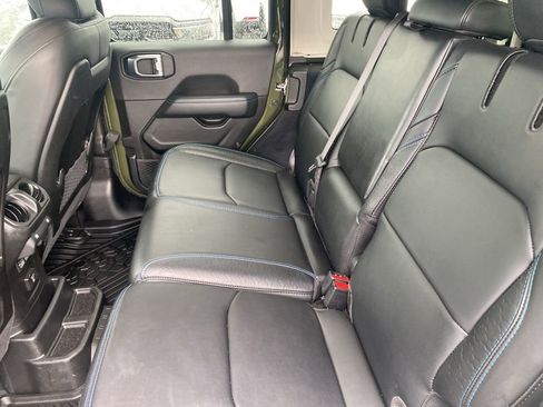 Used 2024 Jeep Wrangler High Altitude AWD/4WD image 17