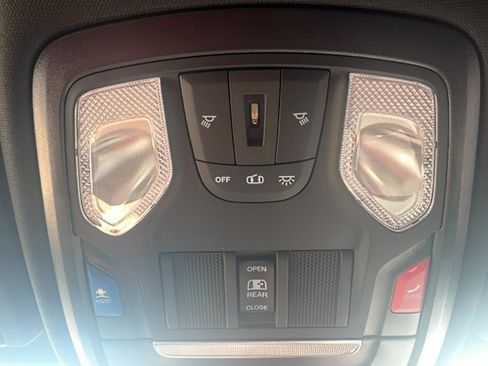 Used 2026 RAM 2500 Tradesman AWD/4WD image 18