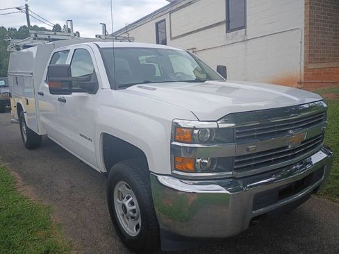 Used 2016 Chevrolet Silverado 2500 W/T w/ WT Fleet Convenience Package AWD/4WD image 3
