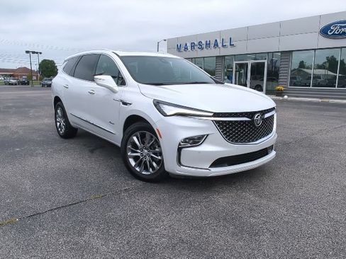 Used 2022 Buick Enclave Avenir w/ Avenir Technology Package AWD/4WD image 3