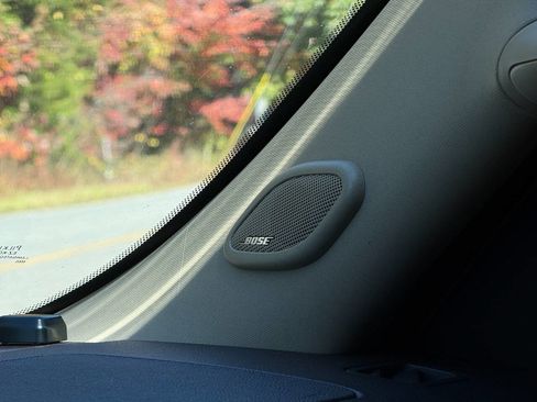 Used 2012 GMC Yukon XL Denali image 25