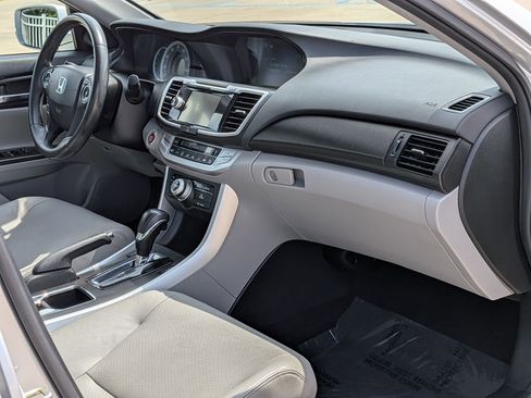 Used 2013 Honda Accord EX-L image 31