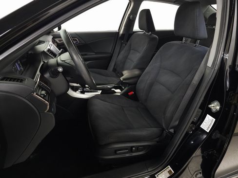 Used 2016 Honda Accord EX image 13