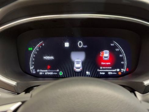 Certified 2024 Acura MDX SH-AWD w/ Technology Package image 13