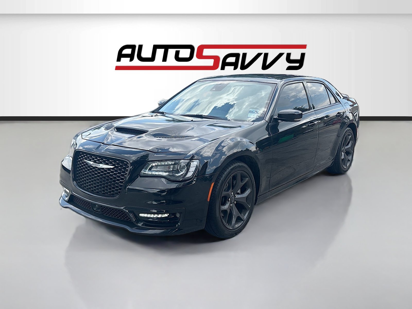 Used 2023 Chrysler 300 S w/ Comfort Group RWD image 3