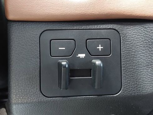 Used 2023 Toyota Tundra 1794 Edition image 34