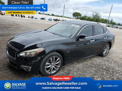 Used 2015 INFINITI Q70 3.7 w/ Deluxe Touring Package
