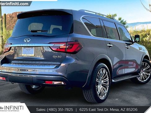 Used 2023 INFINITI QX80 Luxe w/ Cargo Package image 2
