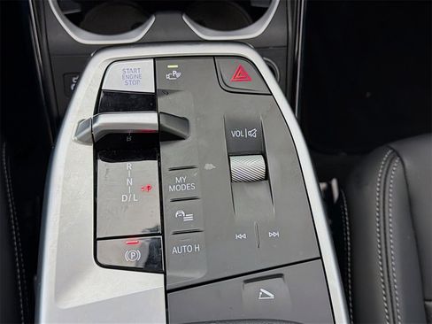 Used 2025 BMW X2 xDrive28i image 19