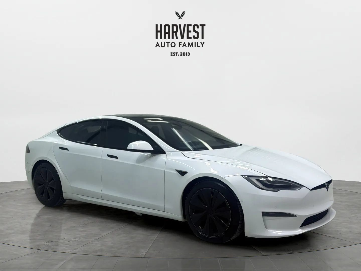 Used 2022 Tesla Model S Standard Range AWD/4WD image 9