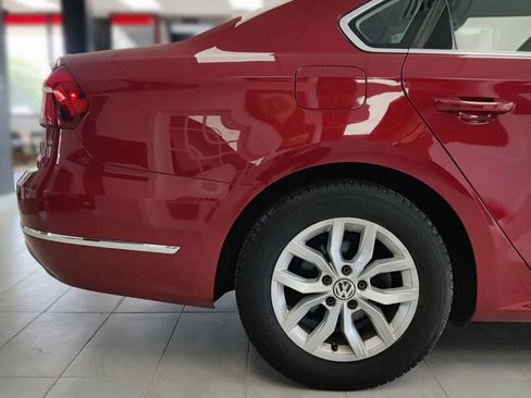 Used 2017 Volkswagen Passat 1.8T S image 9