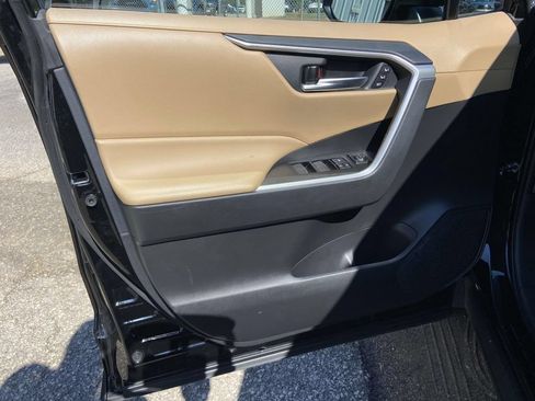 Used 2025 Toyota RAV4 XLE Premium w/ Weather Package AWD/4WD image 12