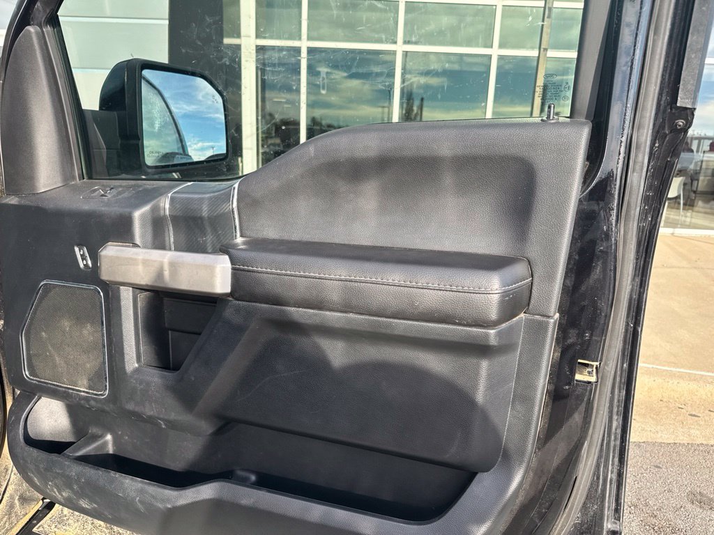 Used 2020 Ford F150 Lariat AWD/4WD image 14