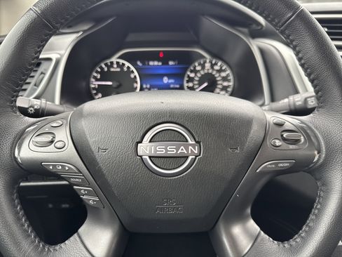 Used 2023 Nissan Murano SV image 15