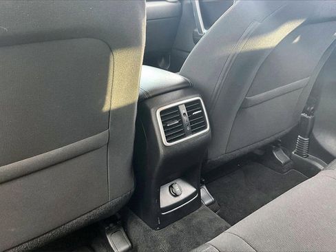 Used 2018 Kia Sportage LX image 25