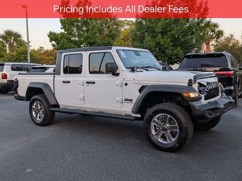 Used 2020 Jeep Gladiator Sport w/ Quick Order Package 24S AWD/4WD image 2