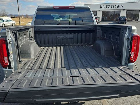 Used 2025 GMC Sierra 1500 AT4 image 32