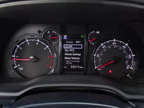 Used 2021 Toyota 4Runner SR5 Premium w/ Moonroof Package RWD image 25
