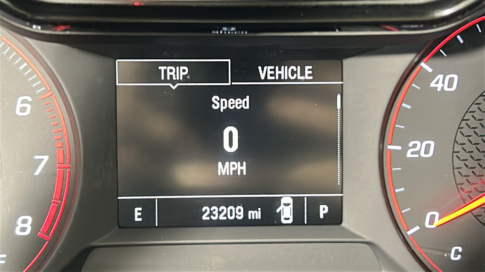 Used 2024 Chevrolet Trax RS w/ Driver Confidence Package FWD image 23