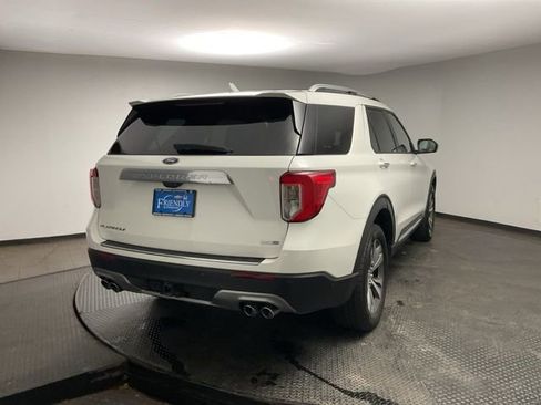 Used 2020 Ford Explorer Platinum w/ Premium Technology Package image 8