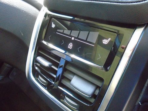 Used 2022 Volvo XC90 T6 Inscription w/ Advanced Package image 12