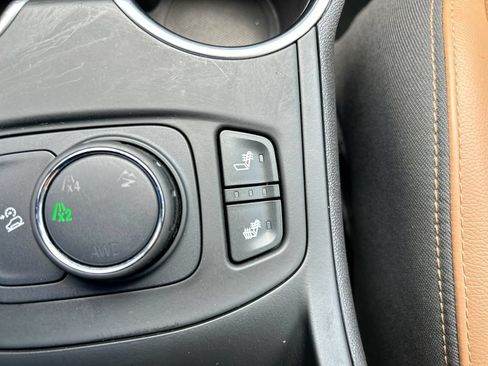 Used 2019 GMC Terrain SLT w/ Preferred Package AWD/4WD image 31