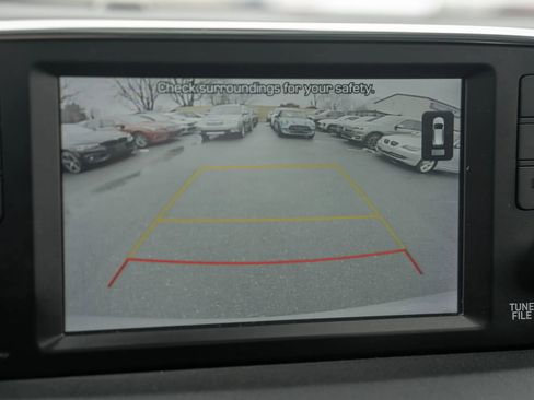 Used 2020 Hyundai Santa Fe SEL image 27