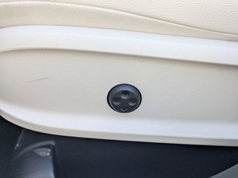 New 2026 Mercedes-Benz GLB 250 4MATIC image 27