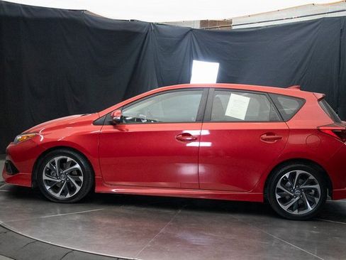 Used 2018 Toyota Corolla iM w/ All-Weather Mat Package image 9