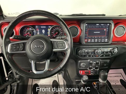 Certified 2021 Jeep Wrangler Unlimited Rubicon w/ Dual Top Group image 17