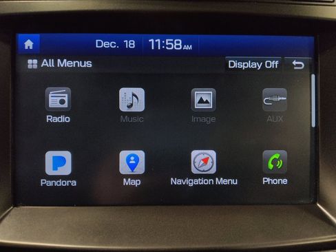 Used 2018 Hyundai Santa Fe SE Ultimate w/ SE Ultimate Tech Package 03 image 25