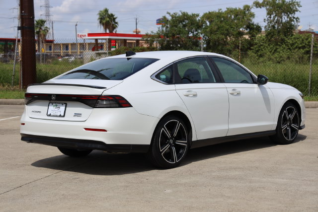 Used 2023 Honda Accord Sport image 7