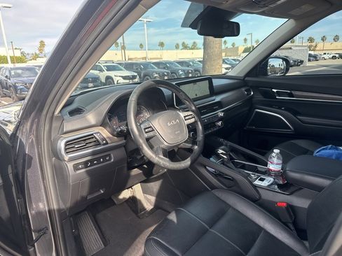 Used 2022 Kia Telluride EX w/ EX Premium Package image 31